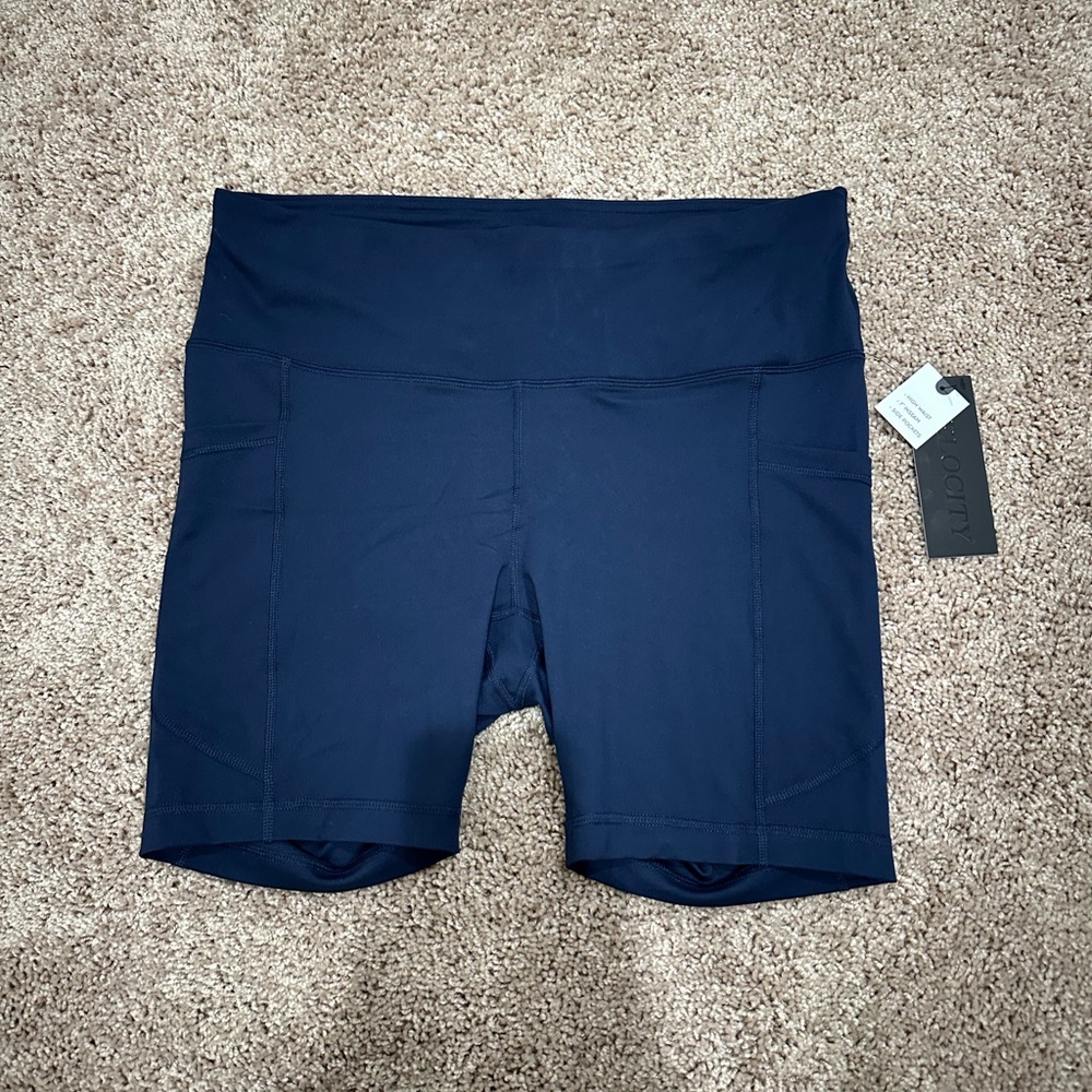 NWT VELOCITY Navy Women's Biker Shorts (SIZE: 2X)
